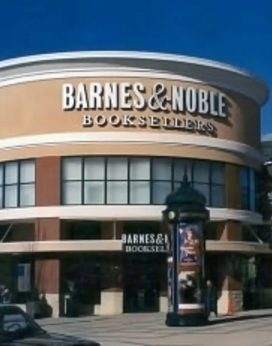 Barnes and Noble - Book Signing Image